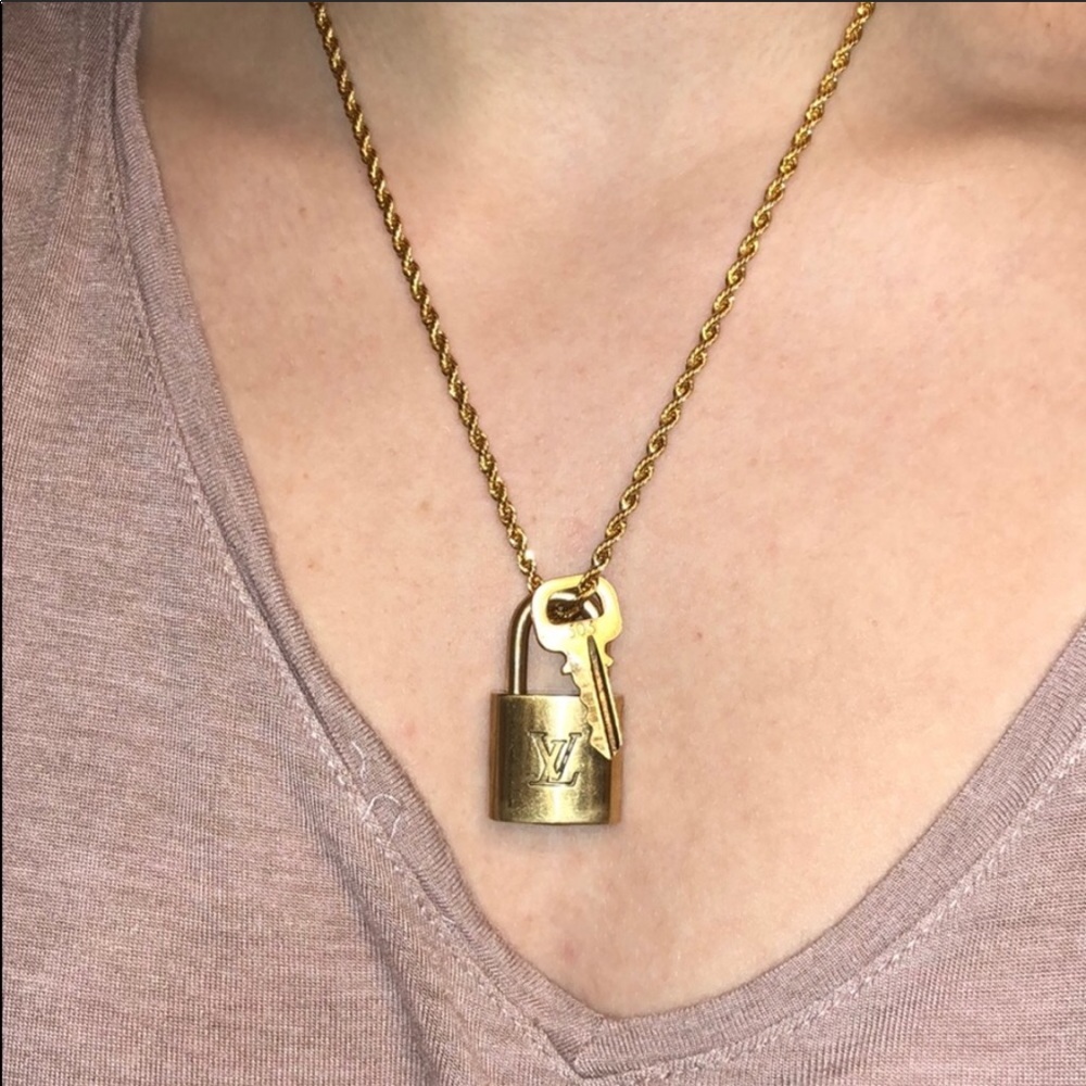 Gold Twisted Chain Louis Vuitton Lock Necklace